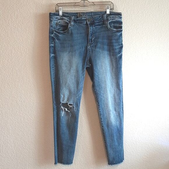 Kut from the Kloth Raw Ankle Straight Leg Distressed Knee Blue Jeans 16 EUC - Picture 1 of 11
